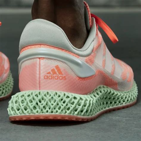 adidas 4D Runner 'Signal Coral' FW6838 .